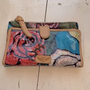 Rosie Slim Wallet! 💐